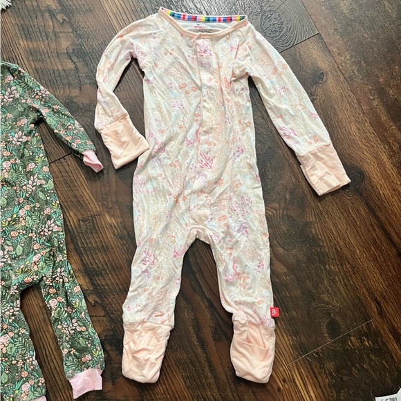 Lot of 2 Magnetic Me Play and Sleep Size 6-12 months - Picture 3 of 7